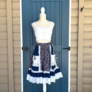 Vtg Fun & Fancy Square Dance Skirt with laces details and Pockets Women Size S